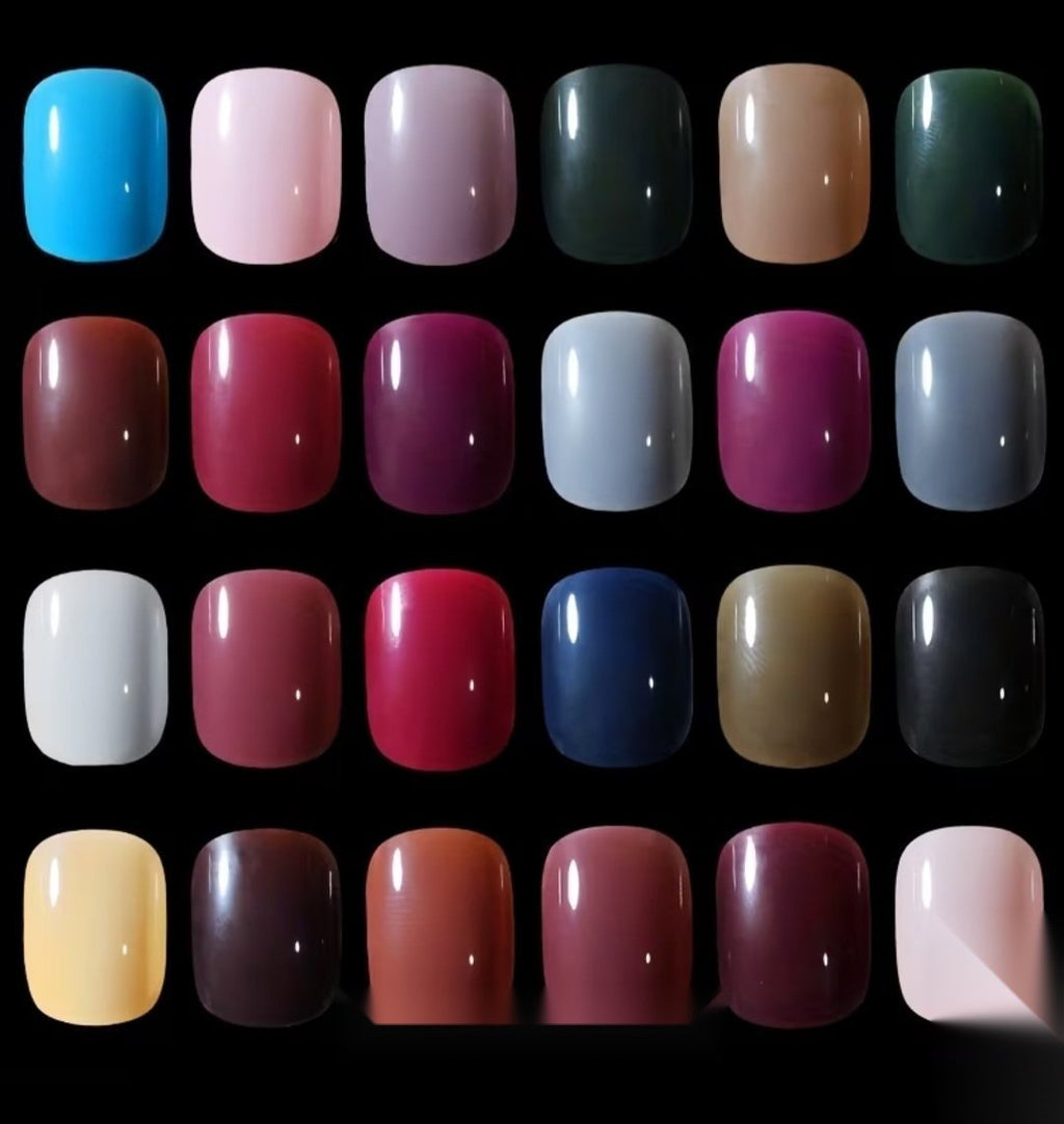 Boîte de faux ongles — 576 pièces, 24 couleurs