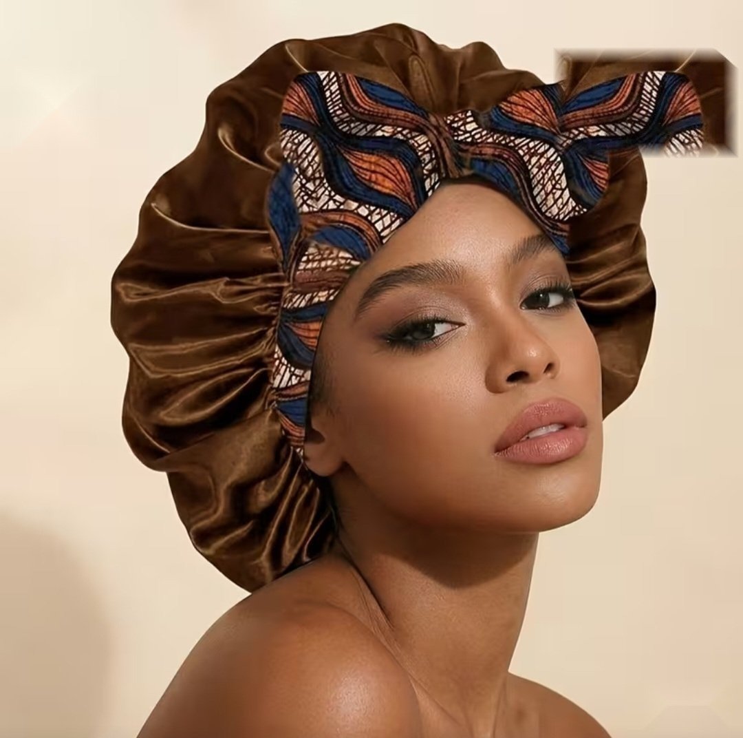 Bonnet de nuit en satin avec bandeau à nouer