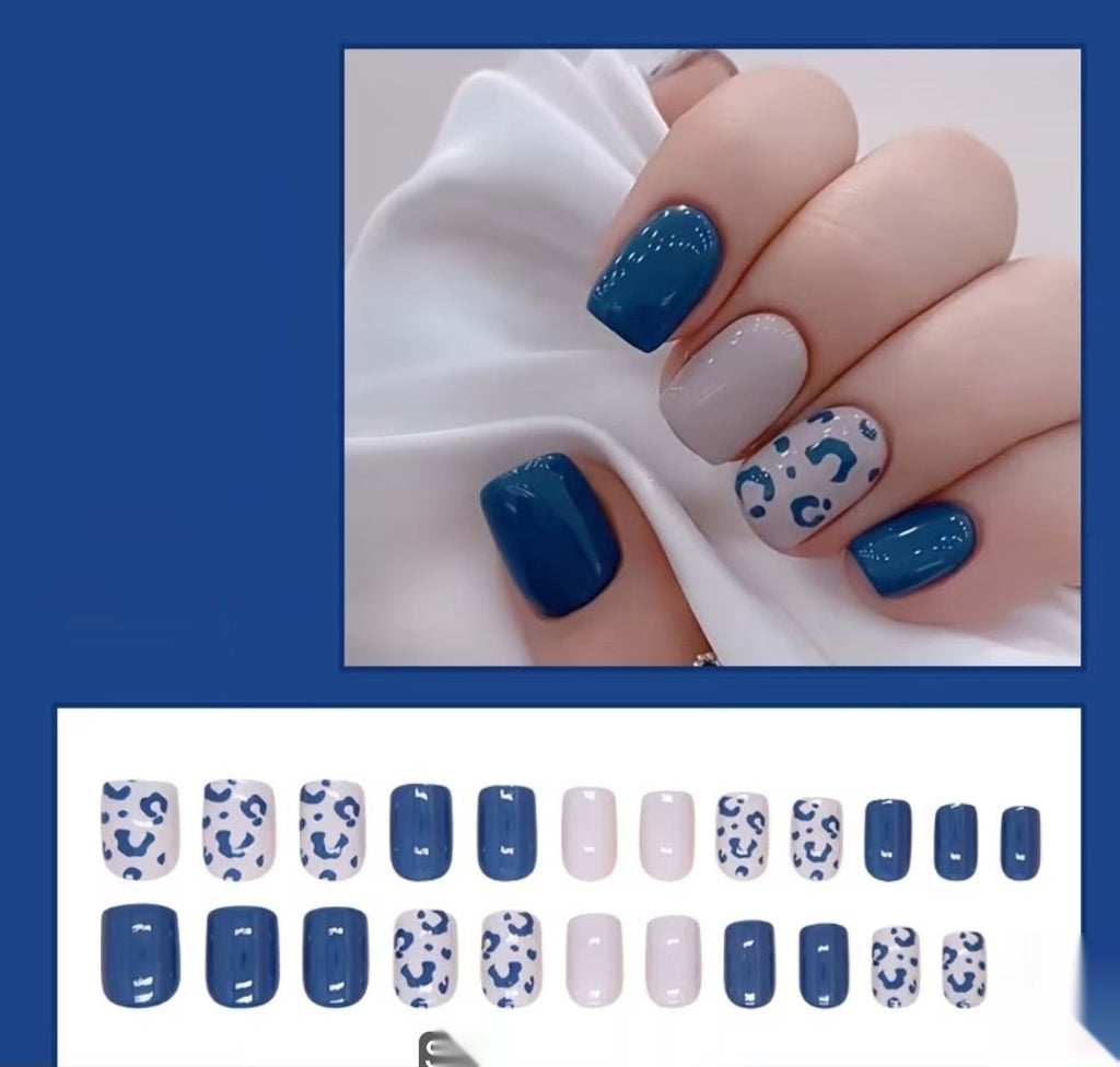Faux ongles réutilisables à coller — 24 pièces, 12 tailles