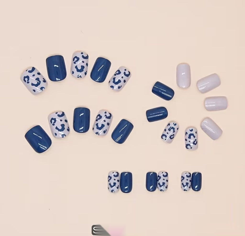 Faux ongles réutilisables à coller — 24 pièces, 12 tailles