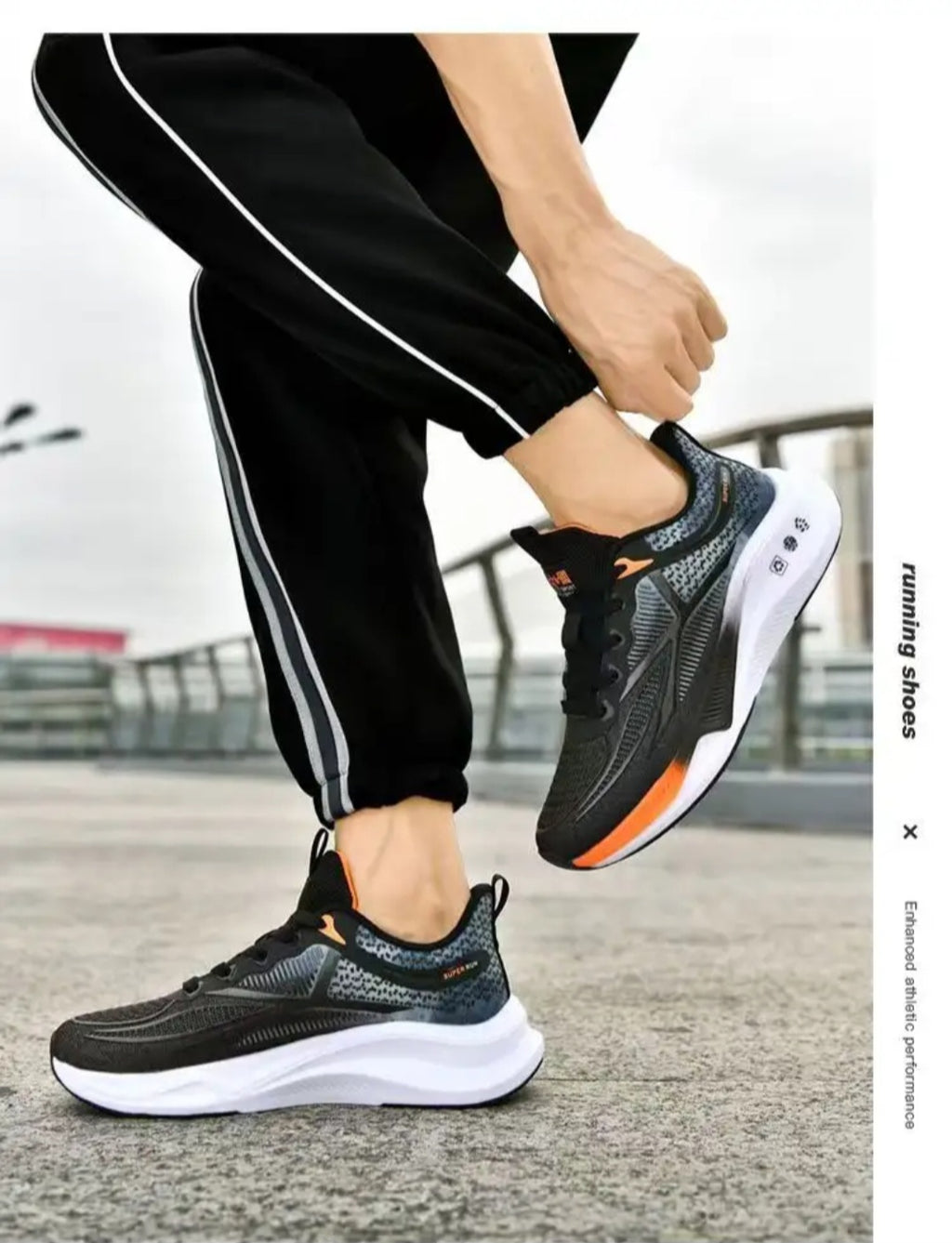 Chaussures de sport décontractée pour hommes, style course et marche avec doublure maille.
